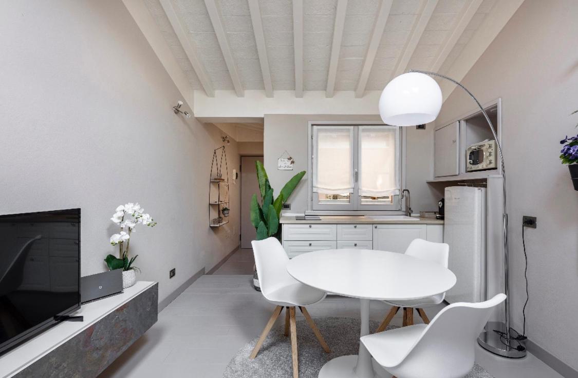 Maison Del Ducato “Cavour 24” Parma Exteriör bild